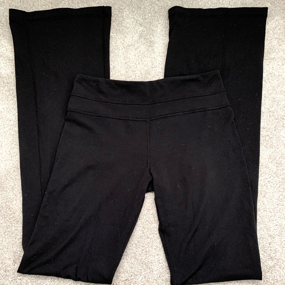 Lululemon Groove Flared Leggings